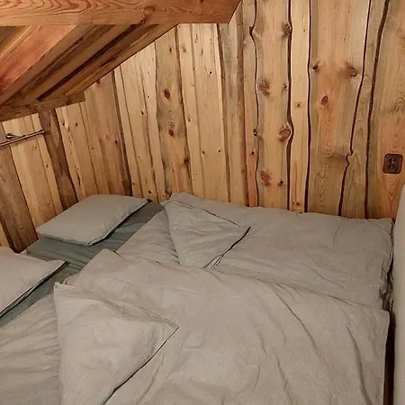 Boruvka - Biofarma Na Samote V Lesich Chalet